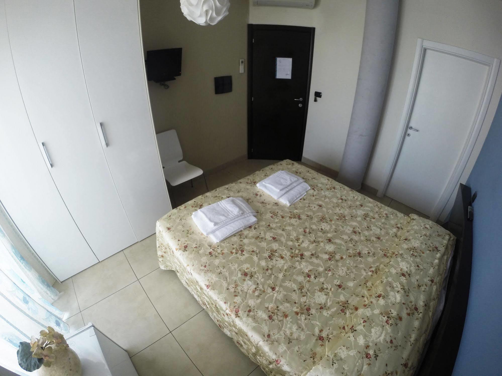 B&B Via Gallipoli Alezio Dış mekan fotoğraf